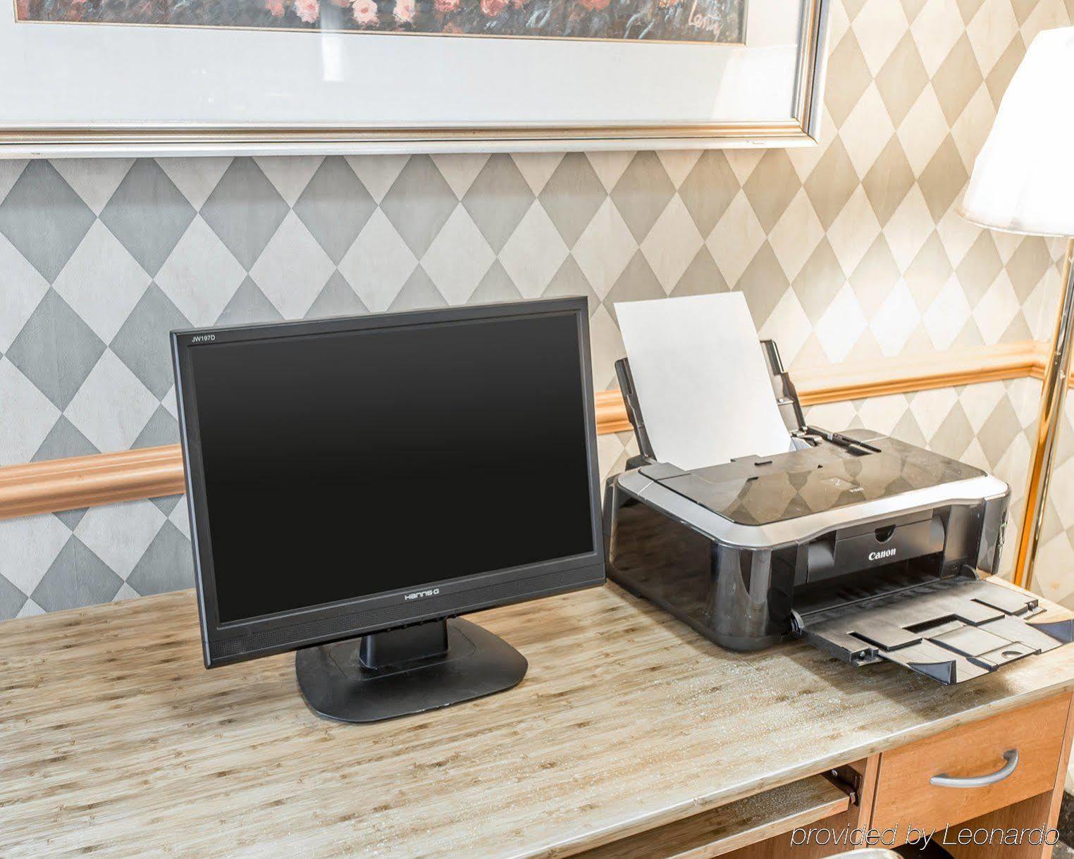 Greentree Inn Denver Tech Center Сентенниал Экстерьер фото